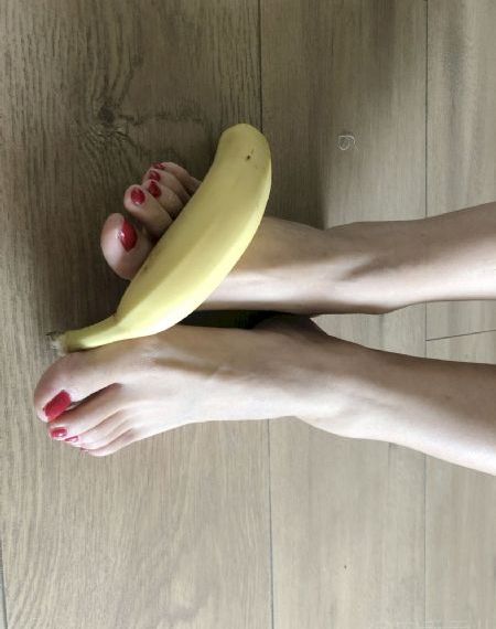 黑色丝袜在线播放下_剧情片电影在线看