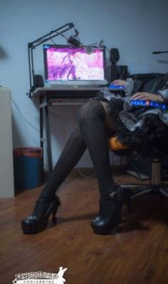 精品厕所偷拍各类美女tp嘘嘘_1080在线视频播放