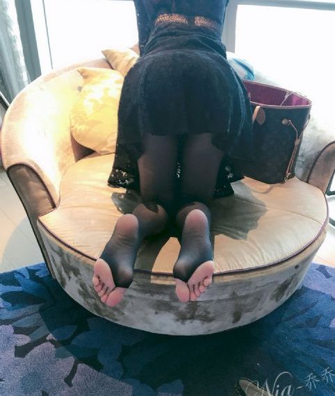 嗯啊啊啊啊h_蓝光免费全集观看